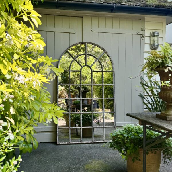 Orangery - antique-mirror